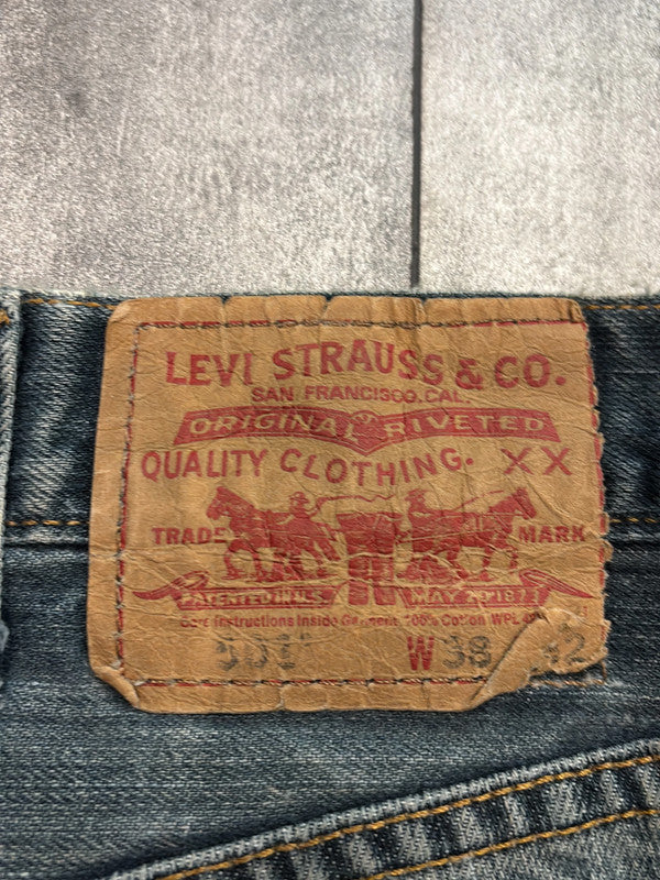 đź›’Short en jean Levi's 501 W38đź›’