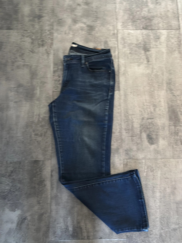đź›’Jeans Levi's W32 L30đź›’