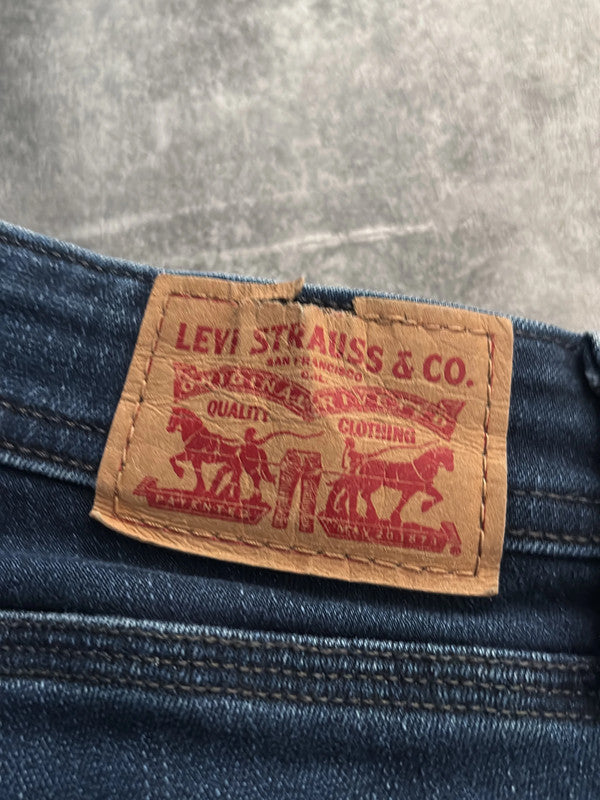 đź›’Jeans Levi's W32 L30đź›’