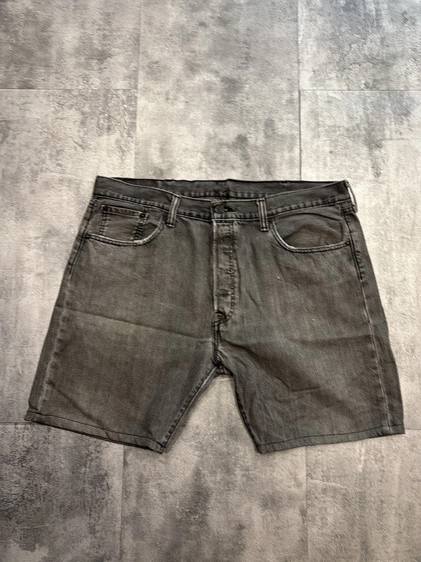 đź›’Short en jean Levi's 501 W38đź›’