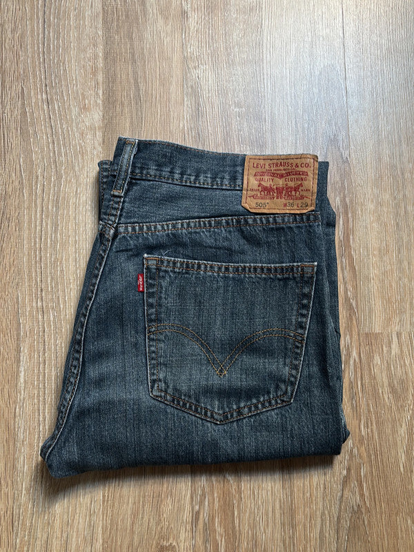 đź›’Jeans Levi's 505 W36 L29đź›’