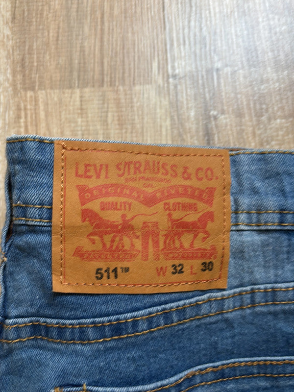 đź›’Jeans Levi's 511 W32 L30đź›’
