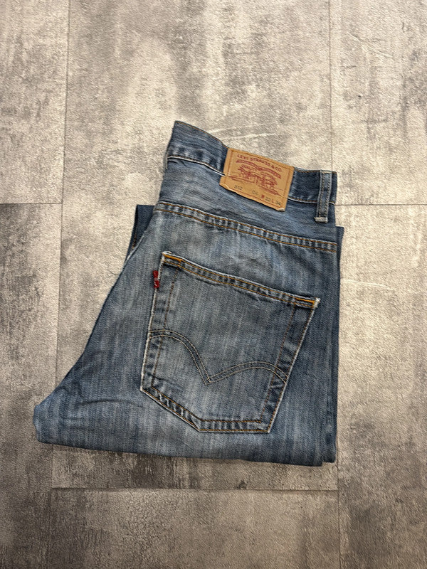 đź›’Jeans Levi's 512 W32 L34đź›’
