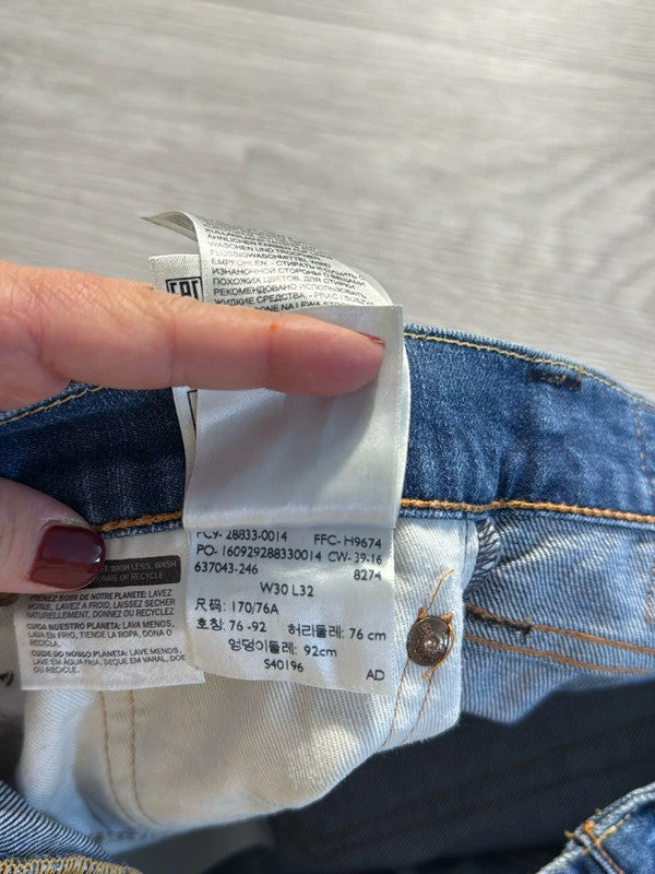 đź›’Jeans Levi's 512 W30 L32đź›’