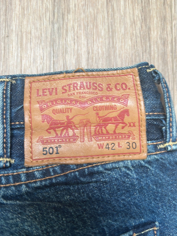 đź›’Short en Jean Levi's 501 W42đź›’(2E574)