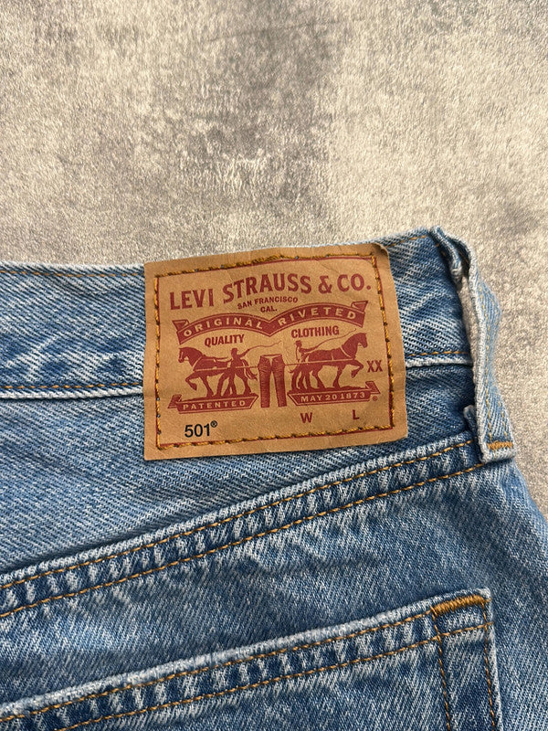đź›’Short en jean Levi's 501 W29đź›’(2E620)