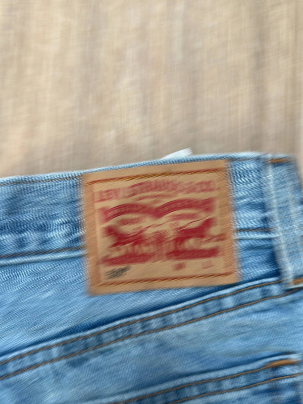 đź›’Short en jean Levi's 501 W28đź›’(2E662)