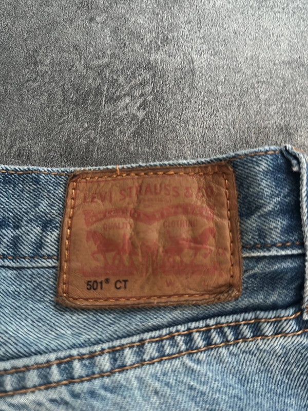 đź›’Short en jean Levi's 501 W29đź›’(2E738)