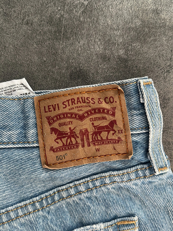 đź›’Short en jean Levi's 501 W29đź›’(2E724)