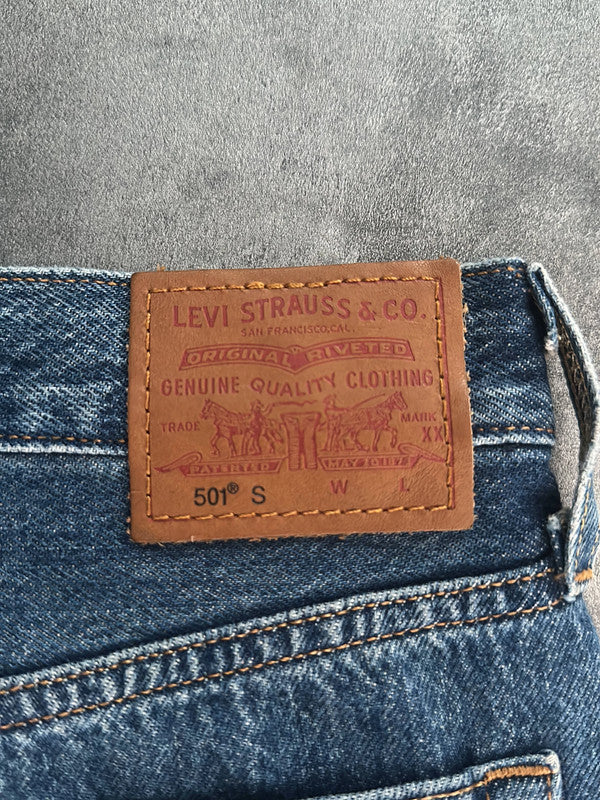 đź›’Short Levi's 501 W25đź›’(2E685)