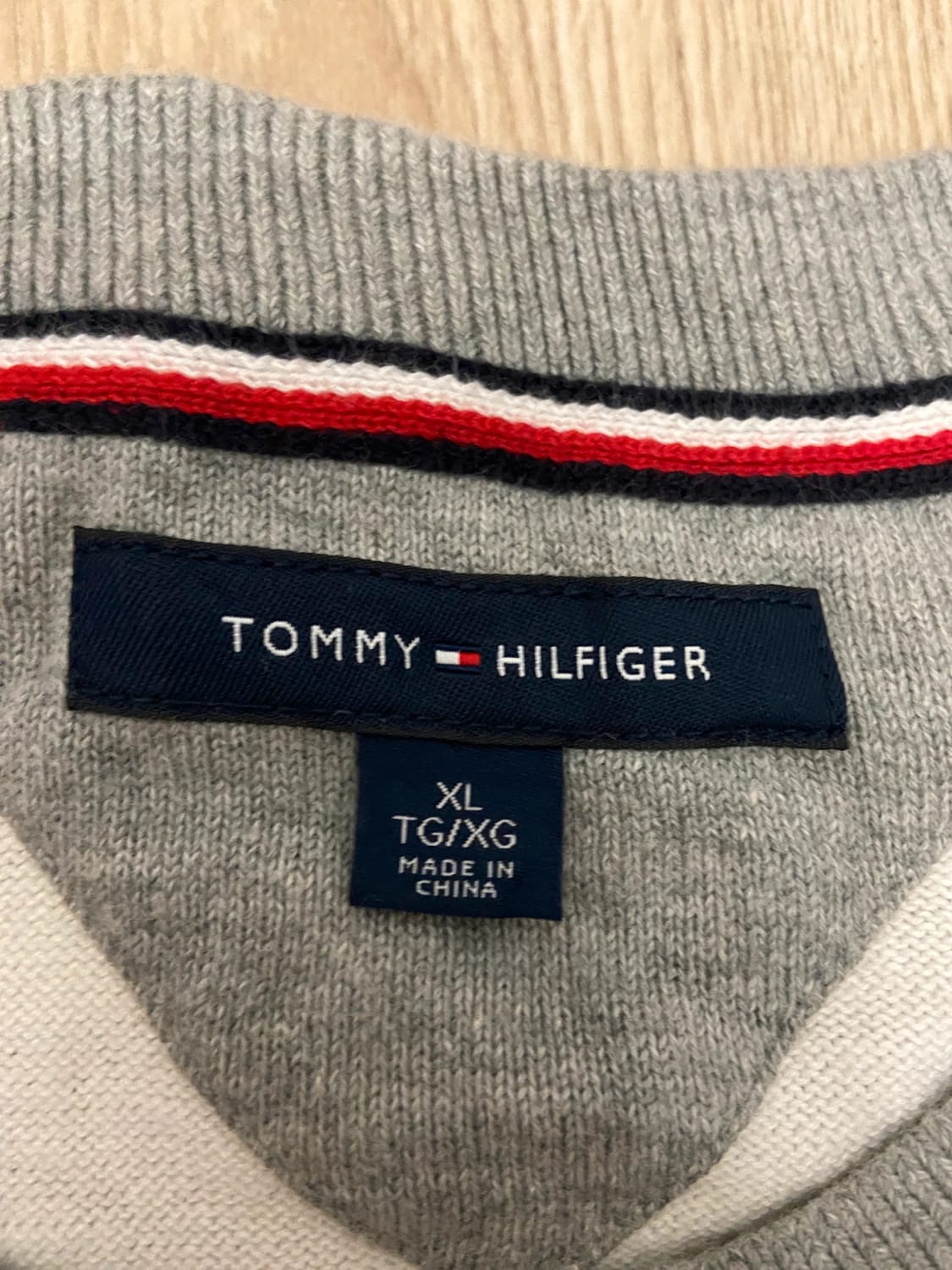 đź›’Pull Tommy Hilfiger XL đź›’