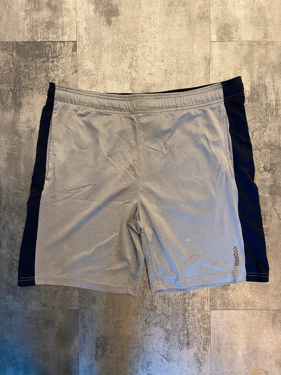 đź›’Short Reebok M đź›’
