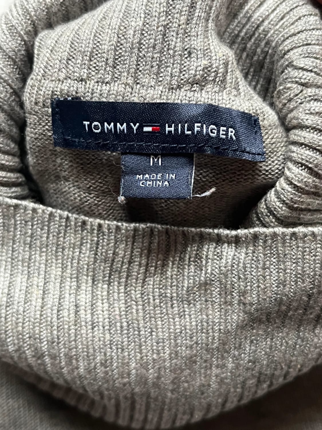 đź›’Pull Tommy Hilfiger Mđź›’