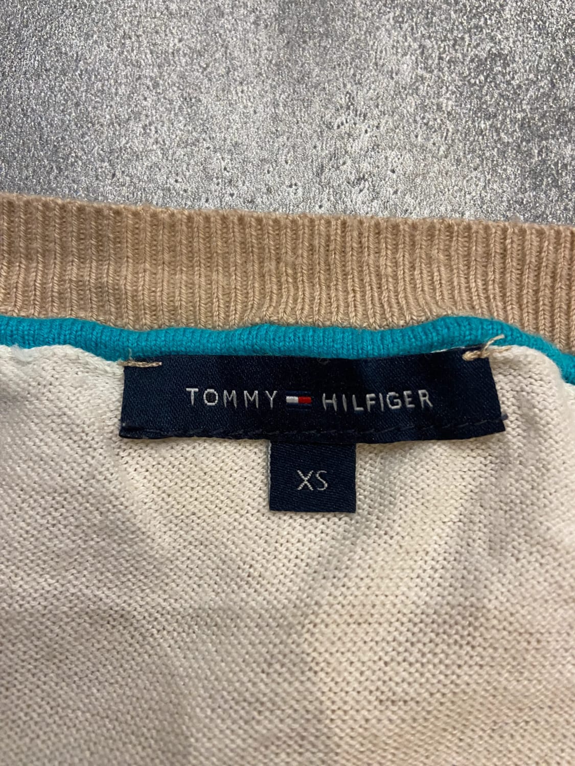 đź›’Pull Tommy Hilfiger XSđź›’
