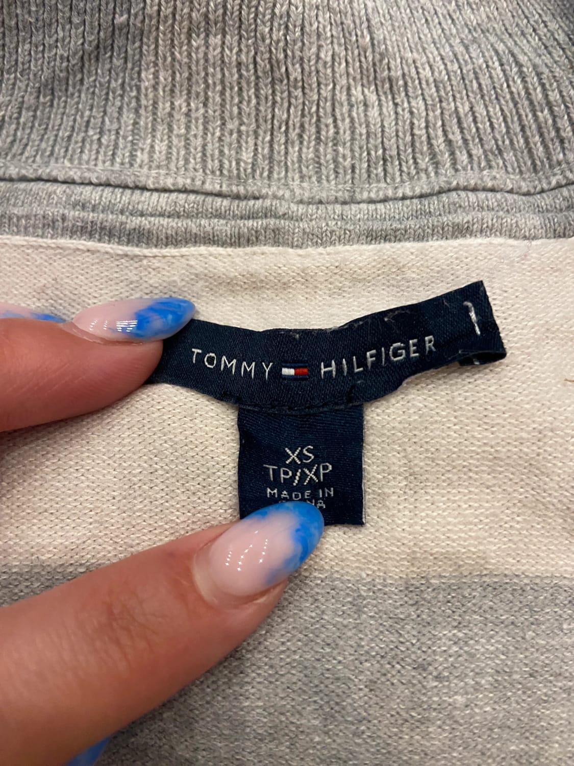 đź›’Pull Tommy Hilfiger XSđź›’
