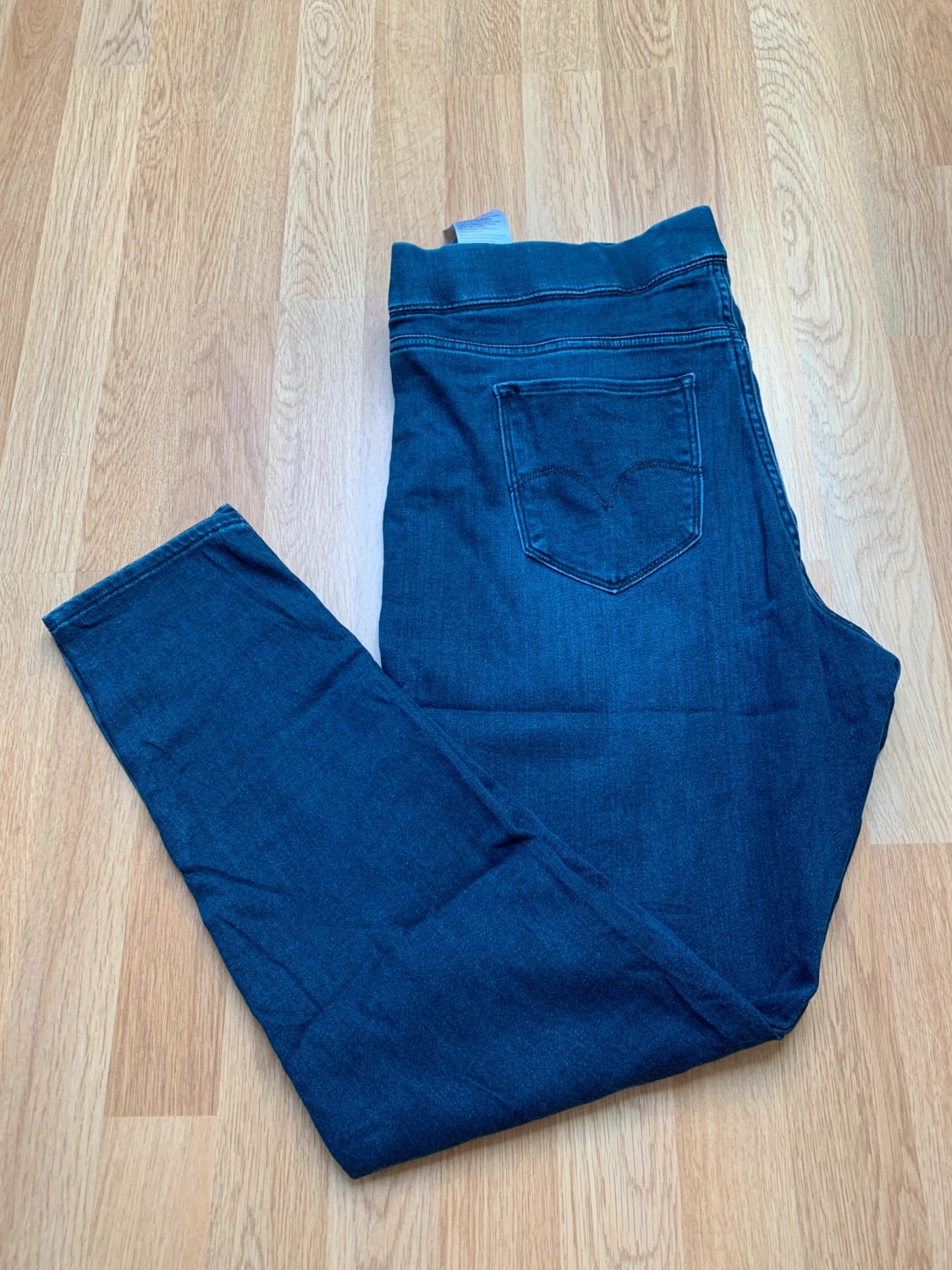 đź›’Jeans Levi's Mđź›’