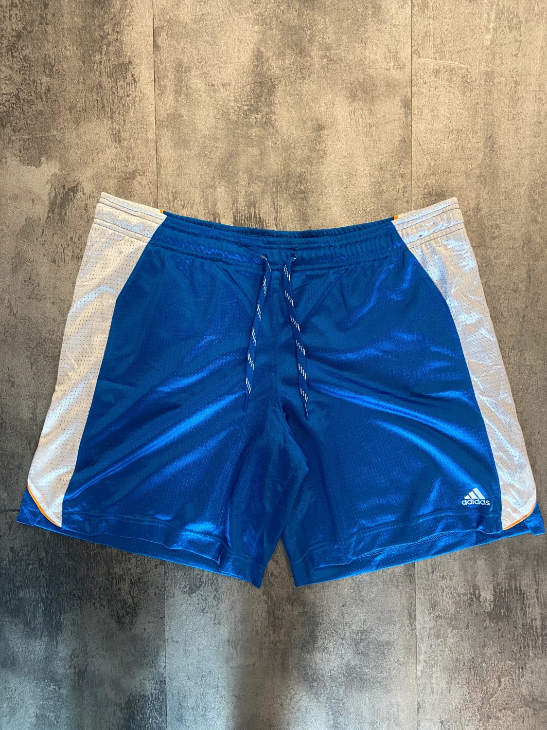 đź›’Short Adidas Lđź›’