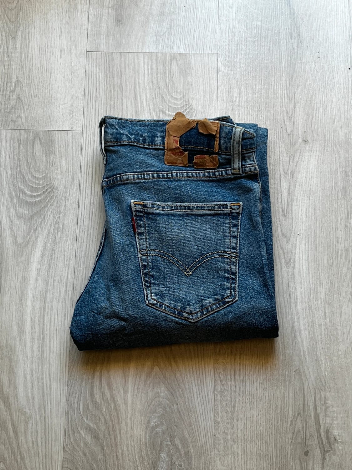đź›’Jeans Levi's W32 L30đź›’