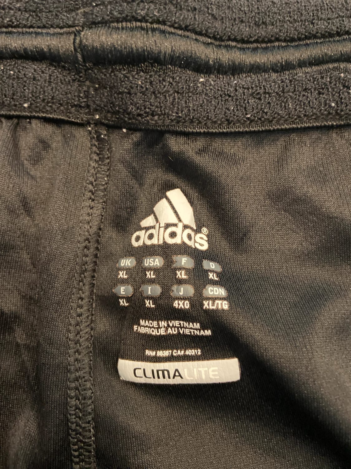 đź›’Short Adidas XLđź›’