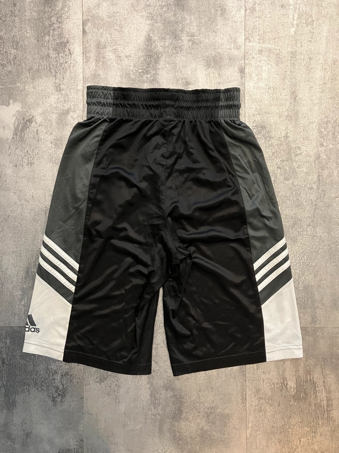 đź›’Short Adidas Sđź›’