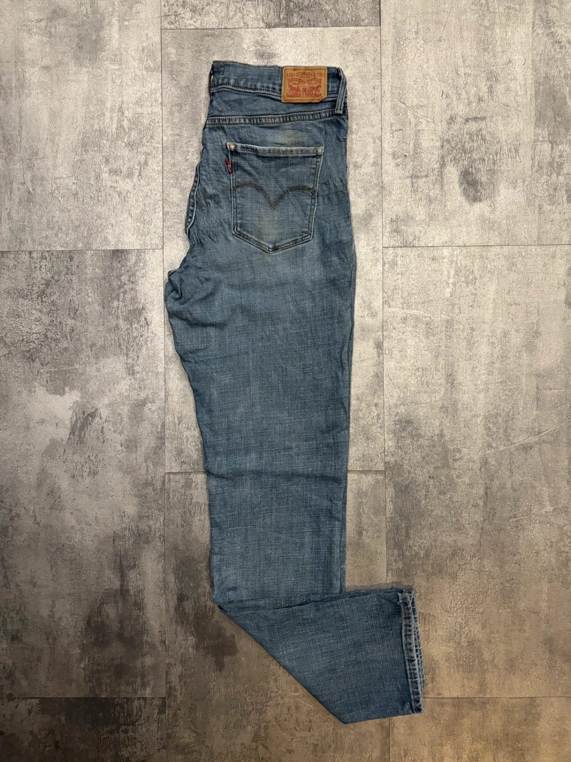 đź›’Jeans Levi's W32 L32đź›’
