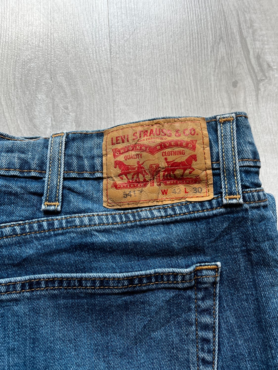 đź›’Jeans Levi's 541 W42 L30đź›’