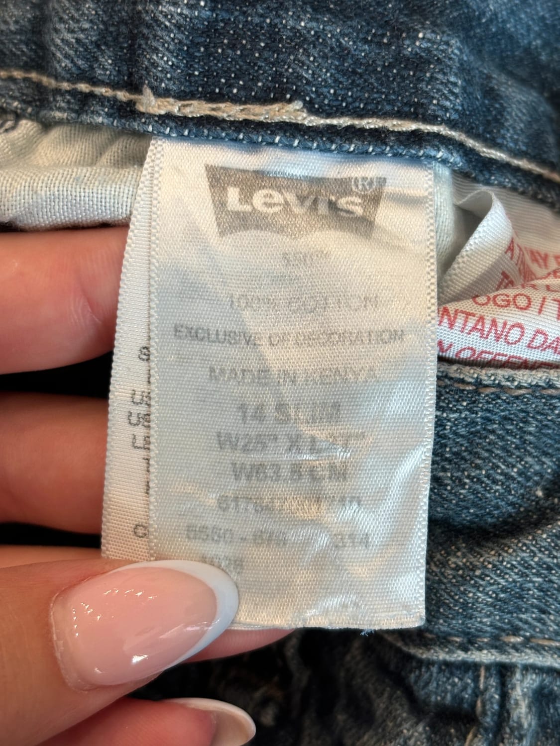 đź›’Jeans Levi's 550 W25 L27đź›’