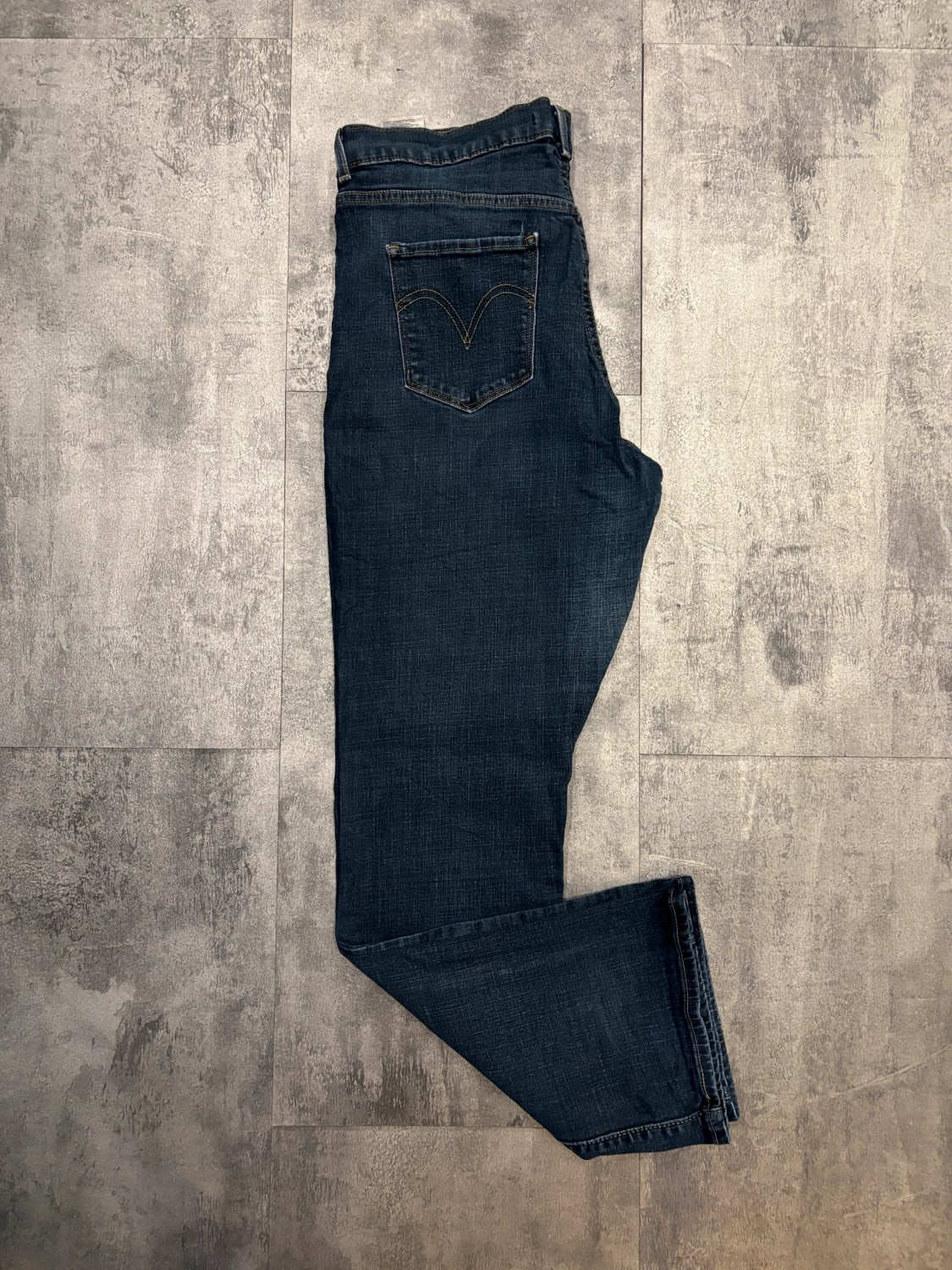 đź›’Jeans Levi's W33 L32đź›’