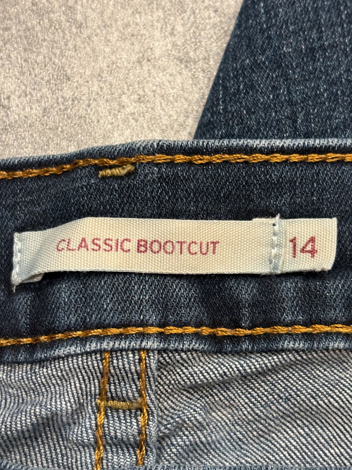 đź›’Jeans Levi's W33 L32đź›’