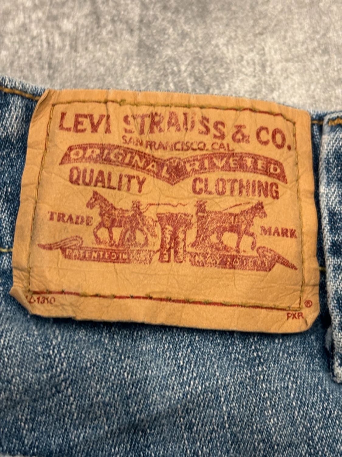 đź›’Jeans Levi's 525 Lđź›’