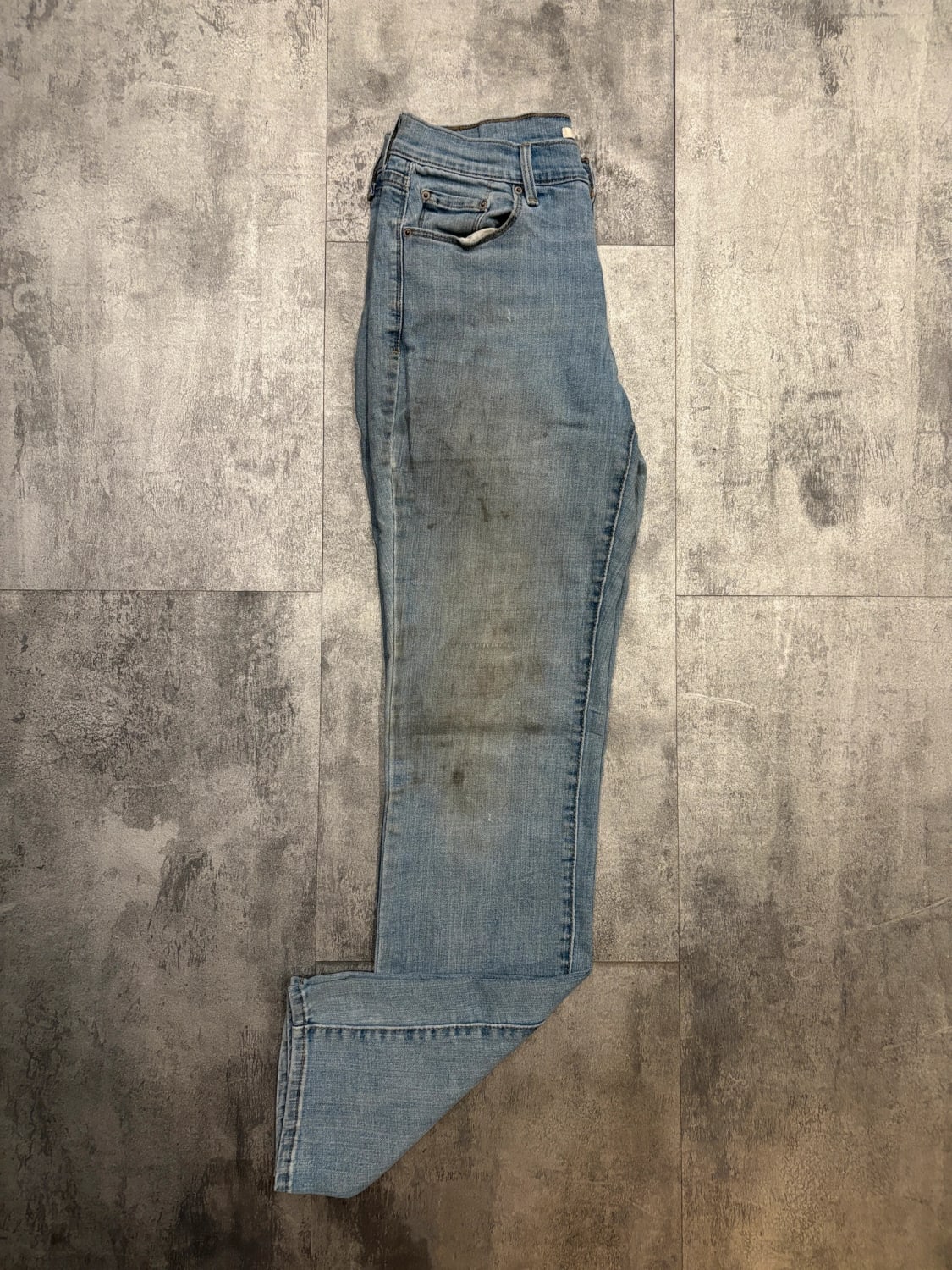 đź›’Jeans Levi's W28 L32đź›’