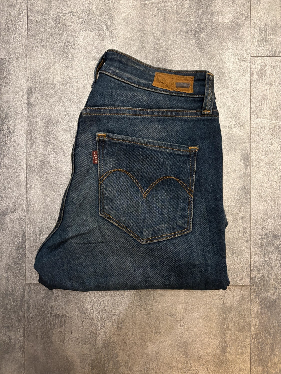 đź›’Jeans Levi's W25 L32đź›’