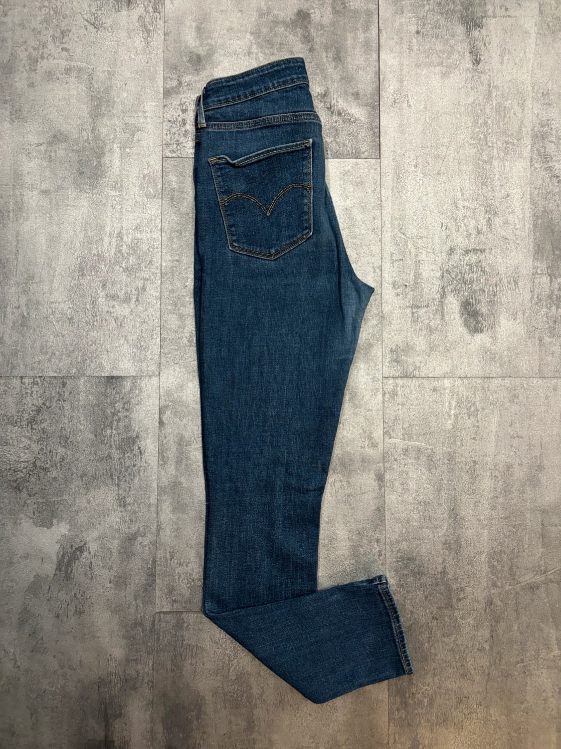 đź›’Jeans Levi's W30 L30đź›’