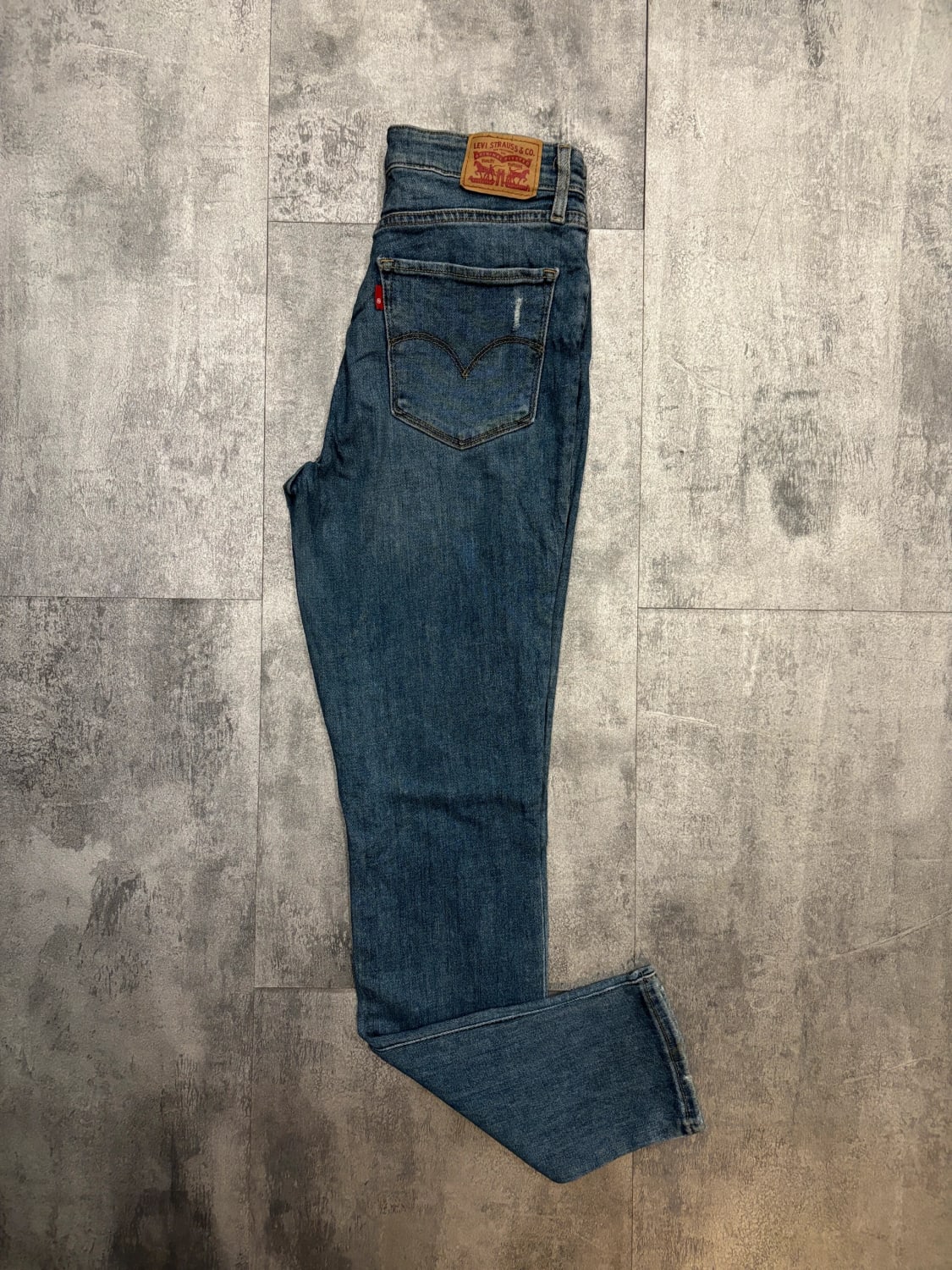 đź›’Jeans Levi's W29 L30đź›’