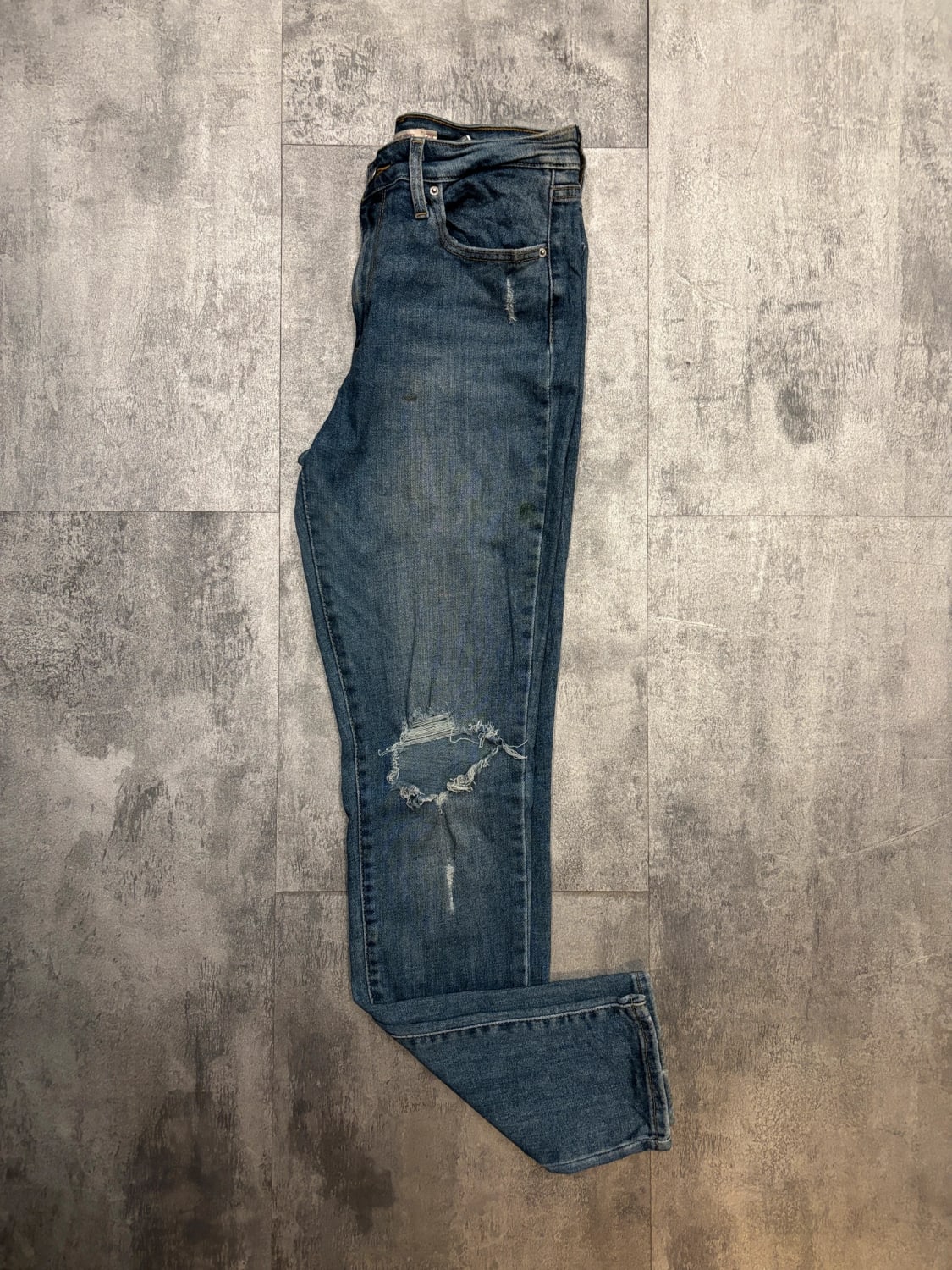 đź›’Jeans Levi's W29 L30đź›’