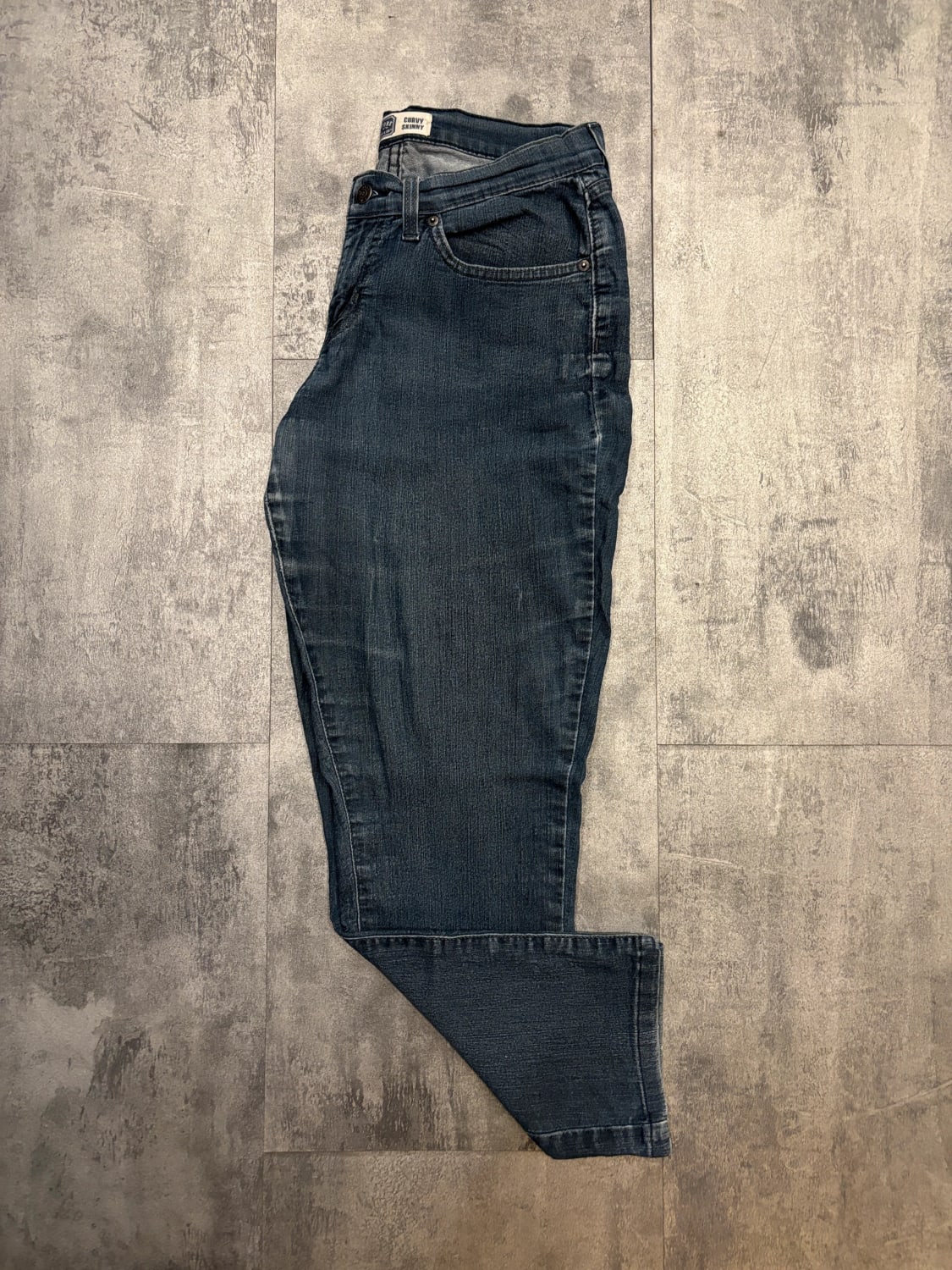 đź›’Jeans Levi's Mđź›’