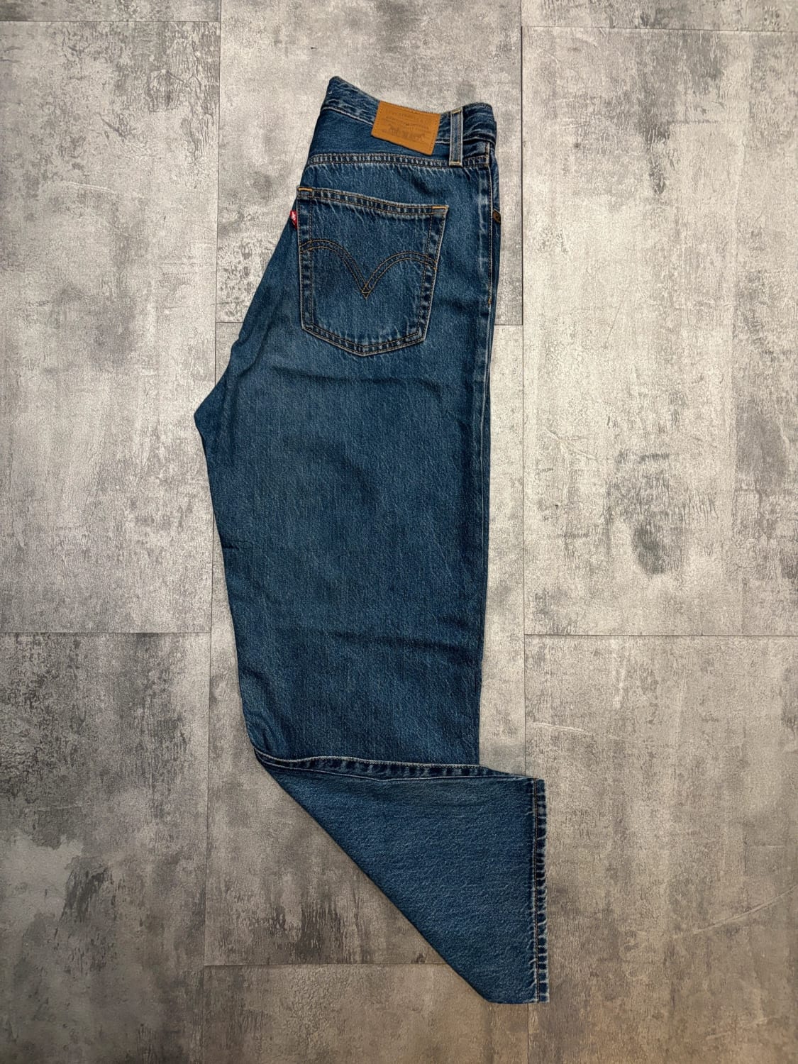 đź›’Jeans Levi's W28đź›’