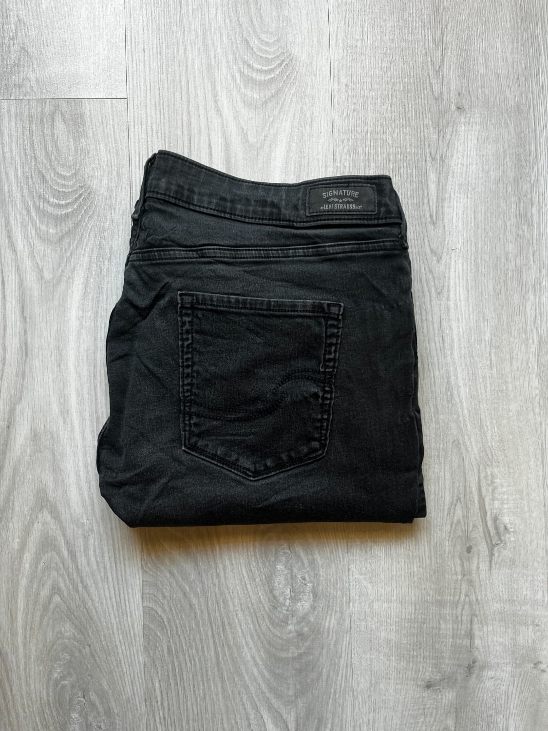 đź›’Jeans Levi's XLđź›’