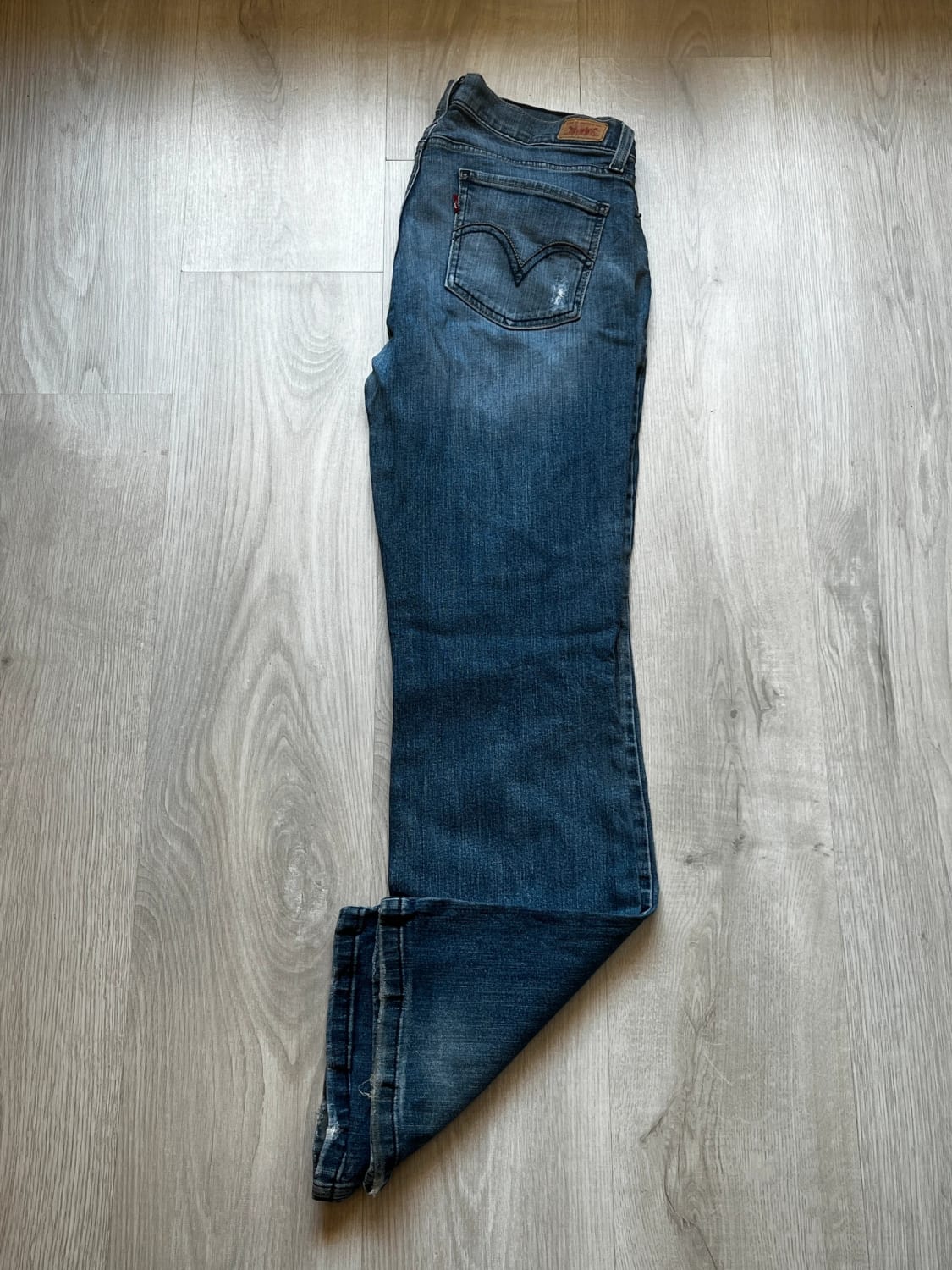 đź›’Jeans Levi's Mđź›’