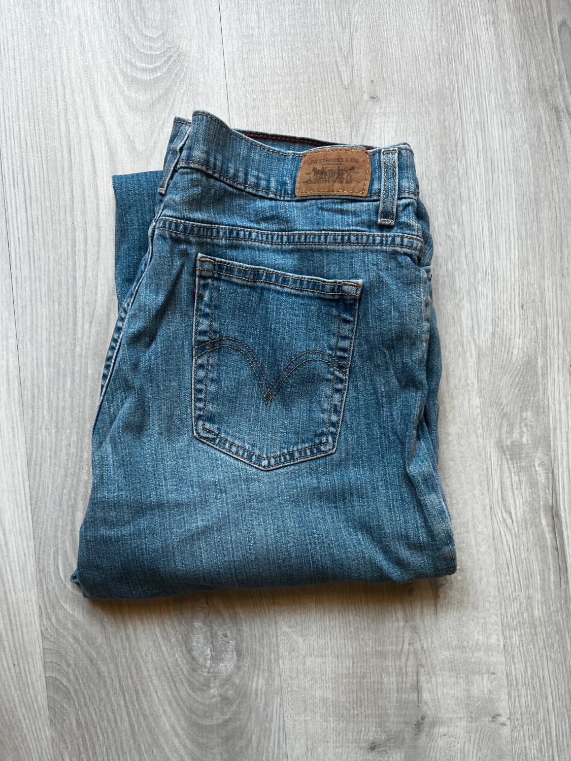 đź›’Jeans Levi's Mđź›’