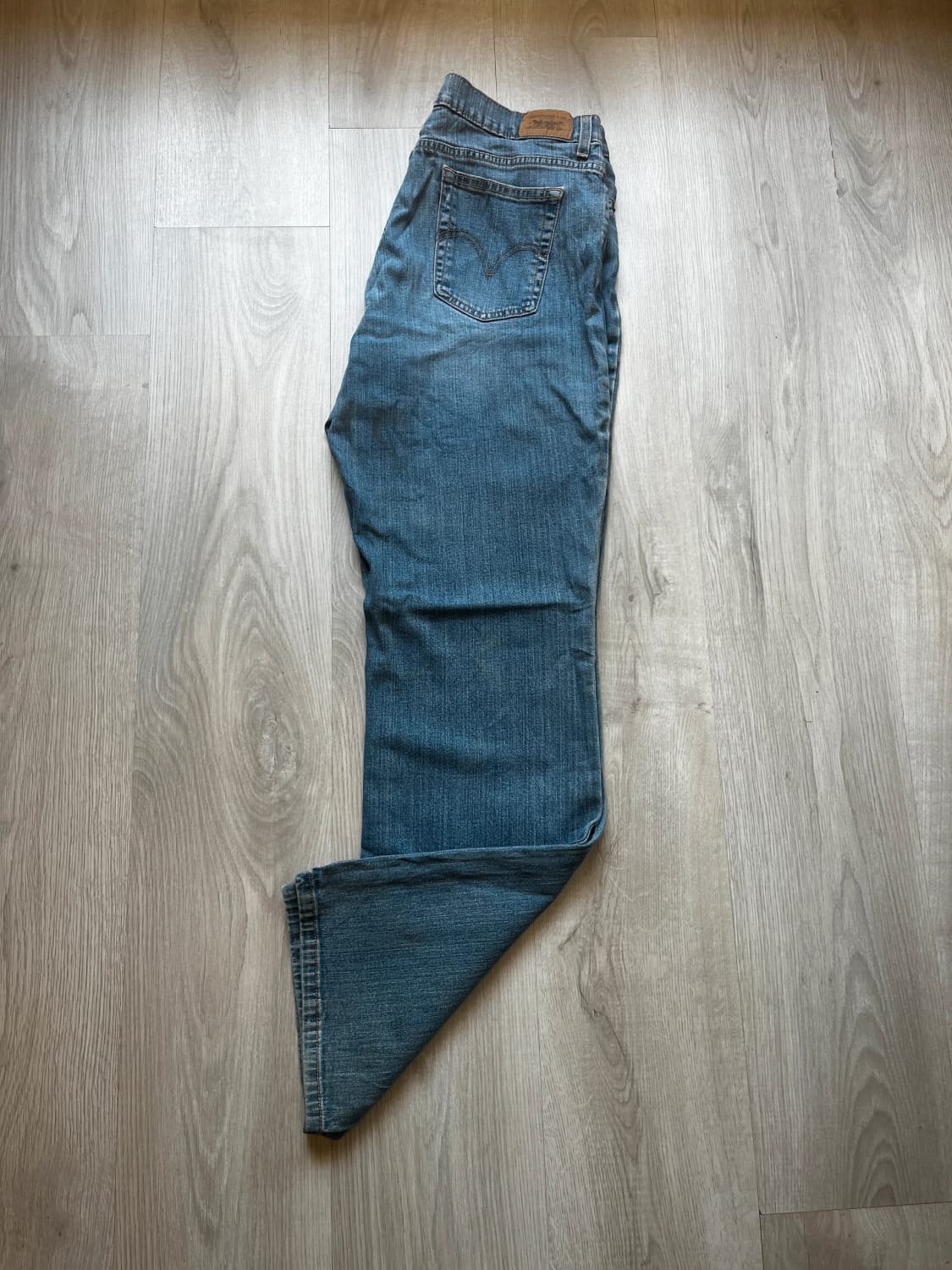 đź›’Jeans Levi's Mđź›’