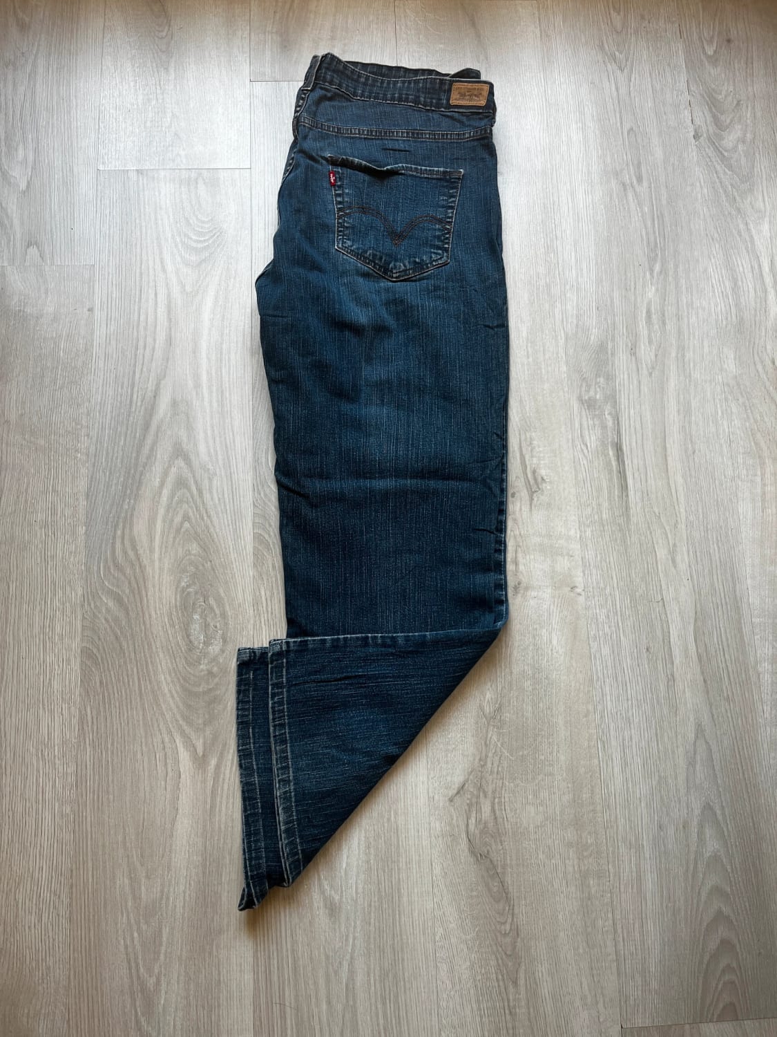 đź›’Jeans Levi's Mđź›’