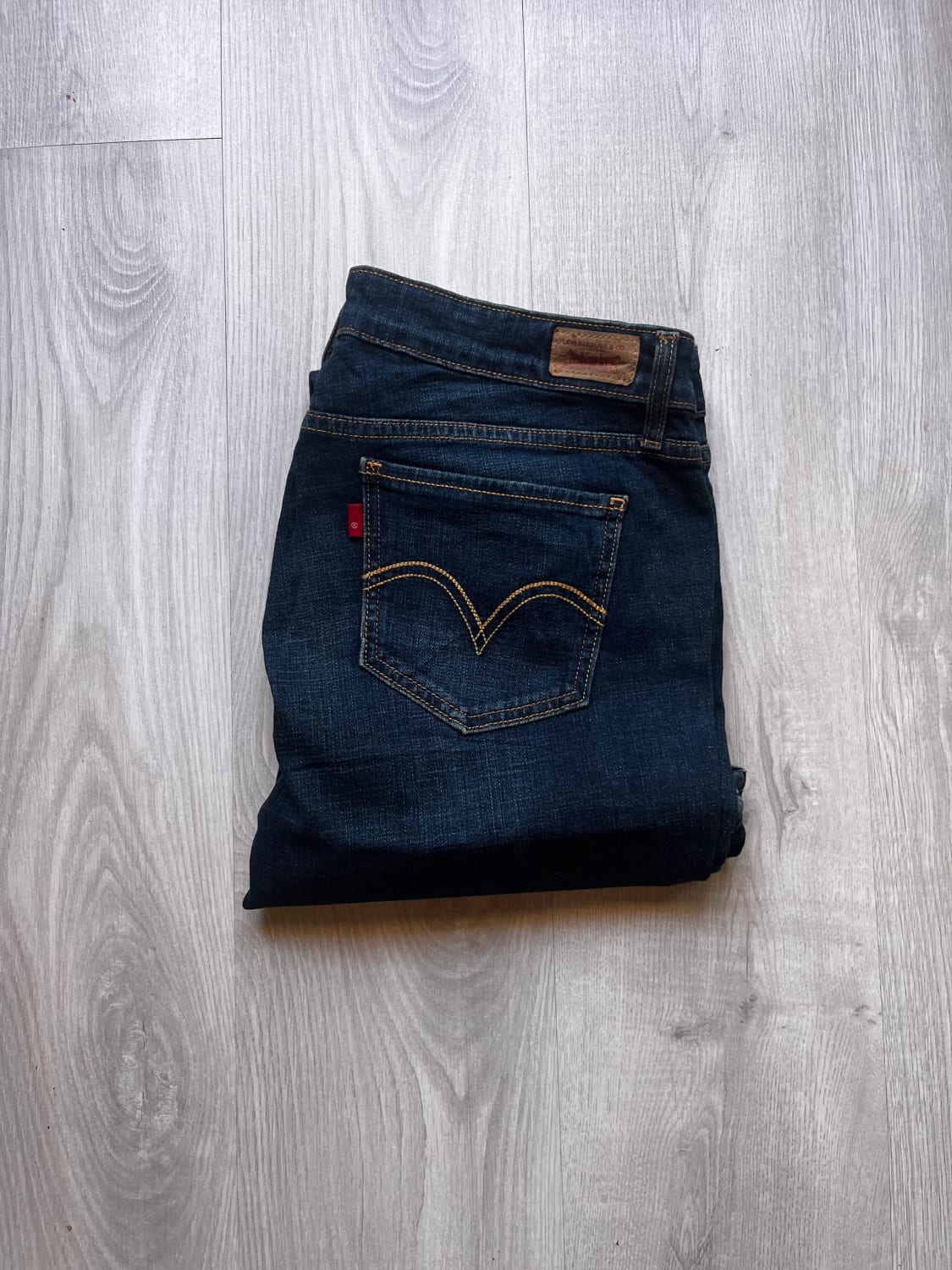 đź›’Jeans Levi's Mđź›’
