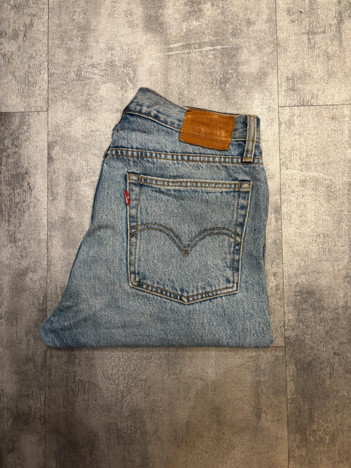 đź›’Jeans Levi's W28đź›’