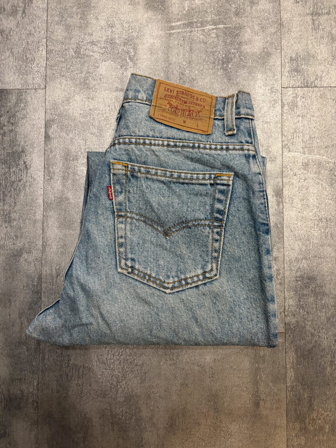 đź›’Jeans Levi's Mđź›’