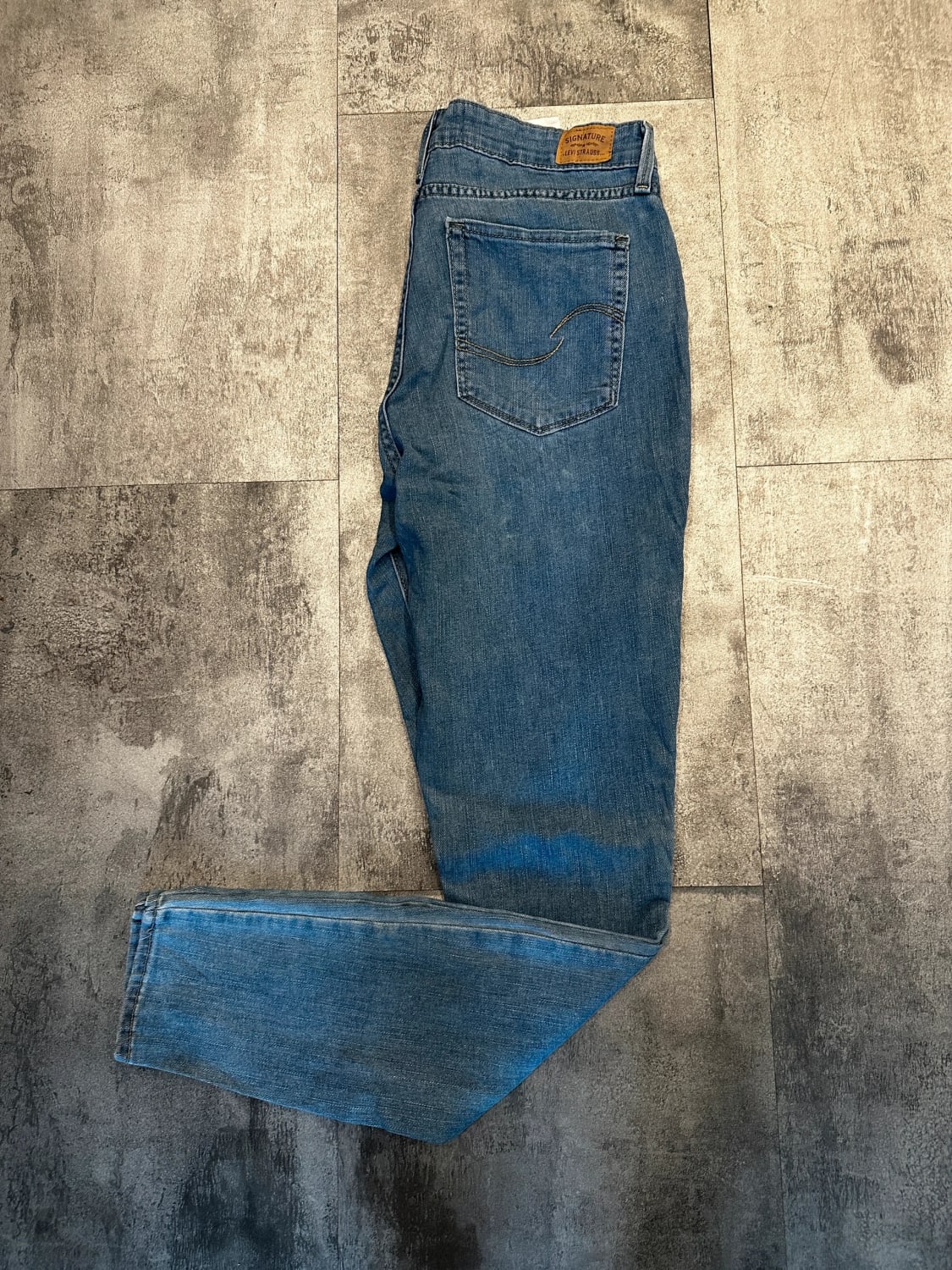 đź›’Jeans Levi's W32 L32đź›’