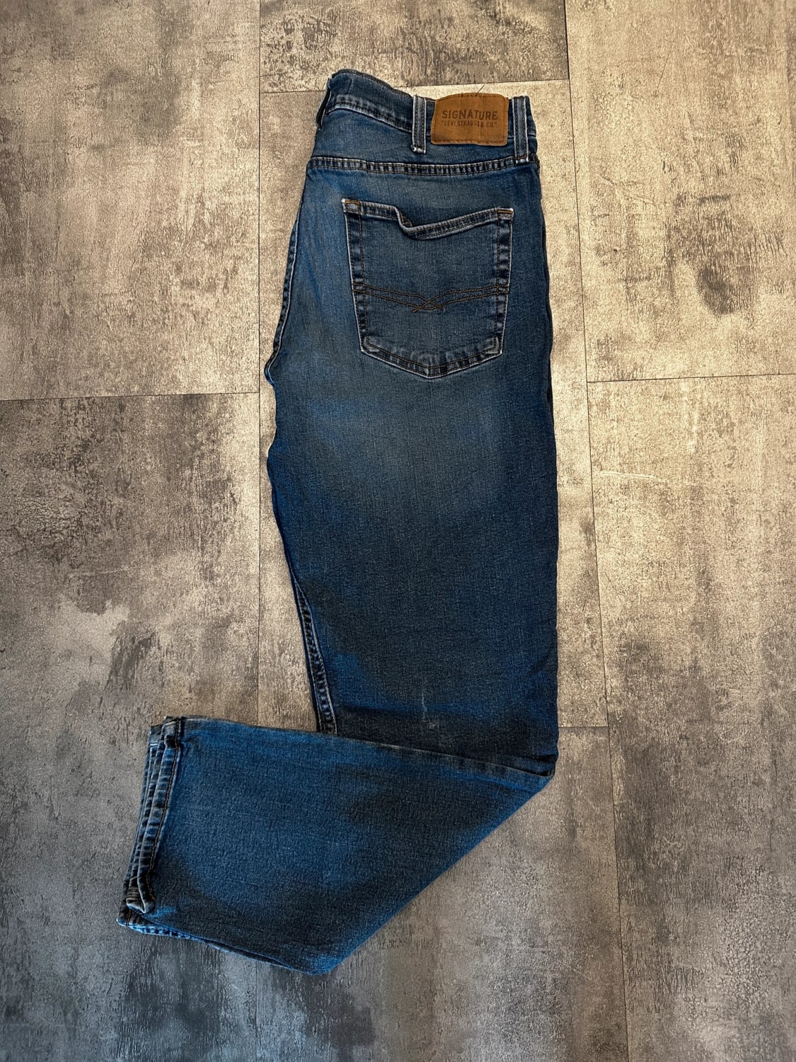 đź›’Jeans Levi's W38 L30đź›’