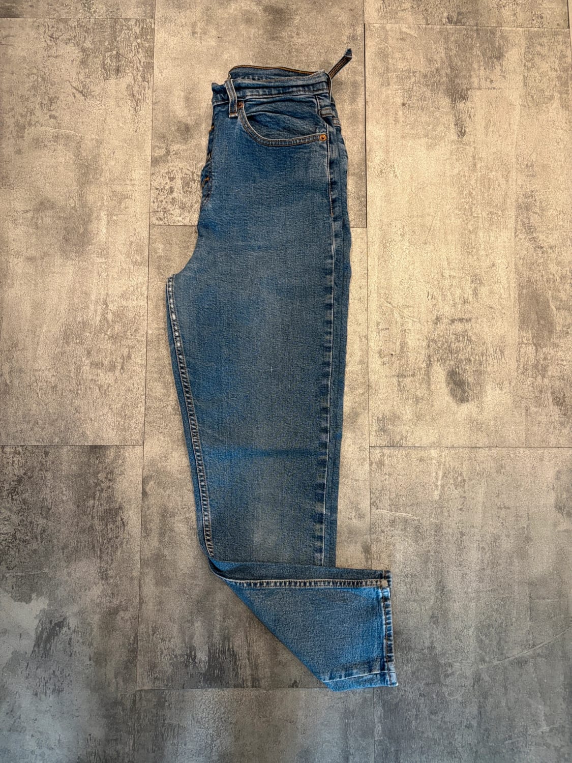 đź›’Jeans Levi's W29đź›’
