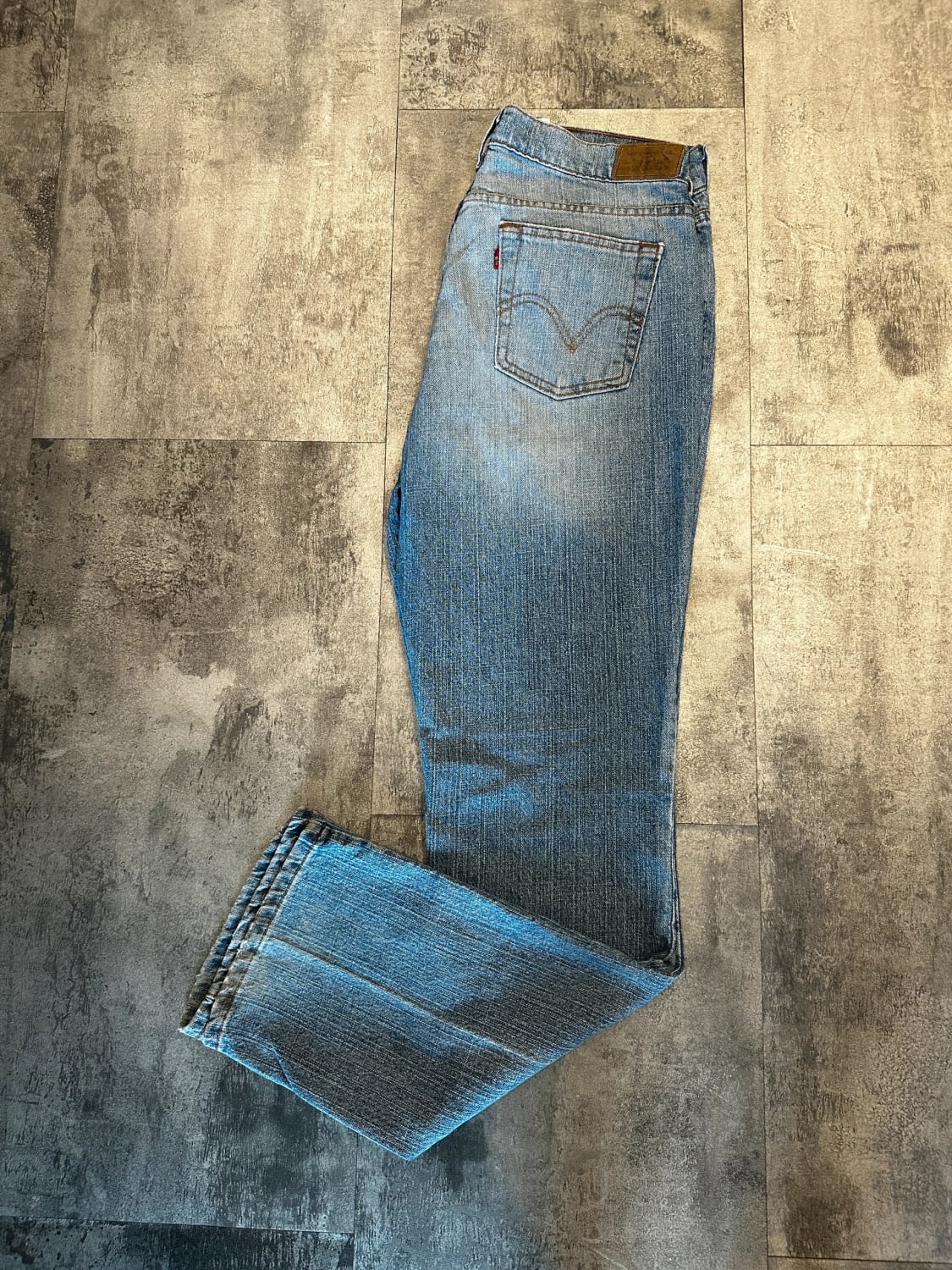 đź›’Jeans Levi's Mđź›’
