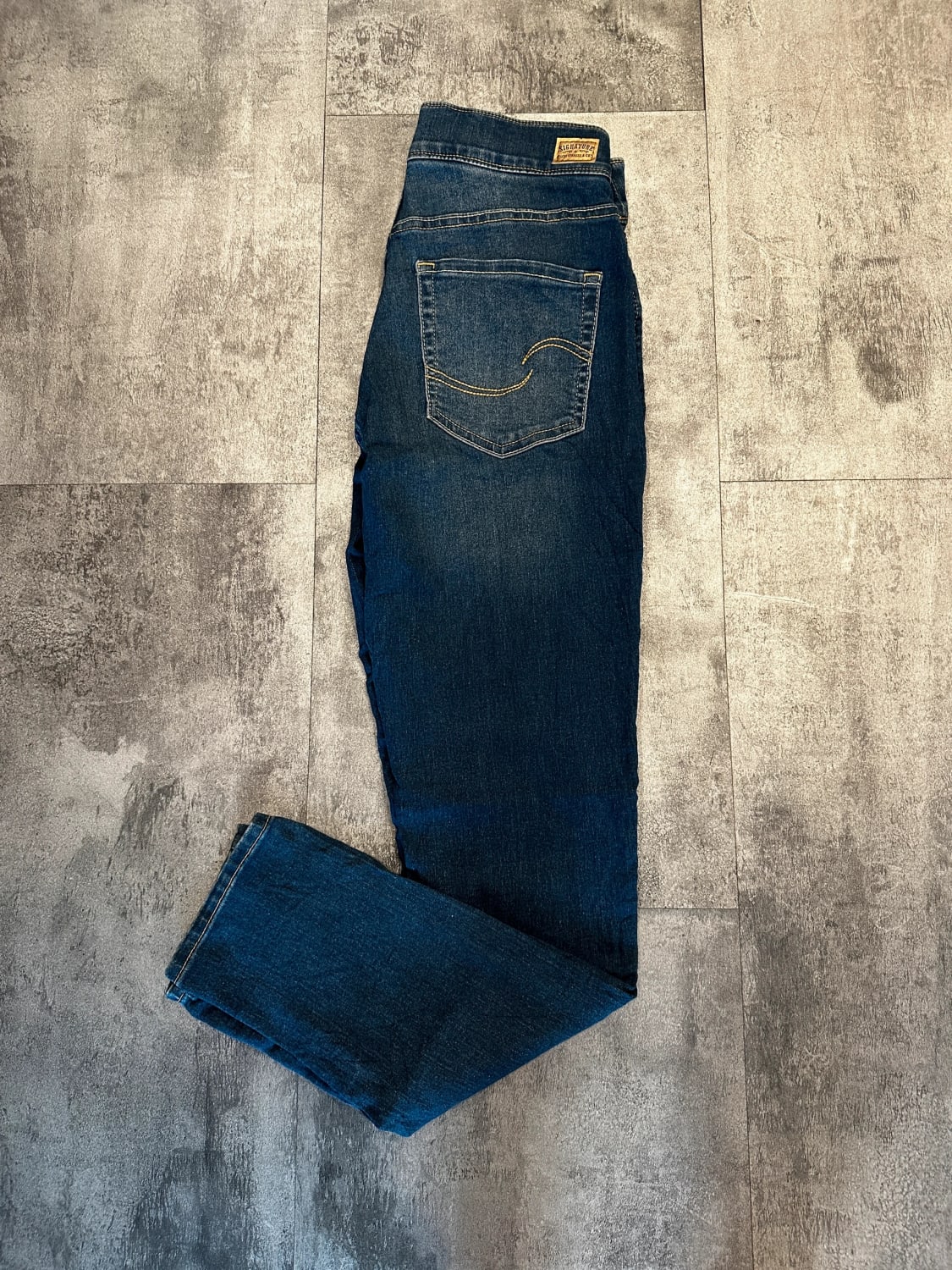 đź›’Jeans Levi's W27 L32đź›’